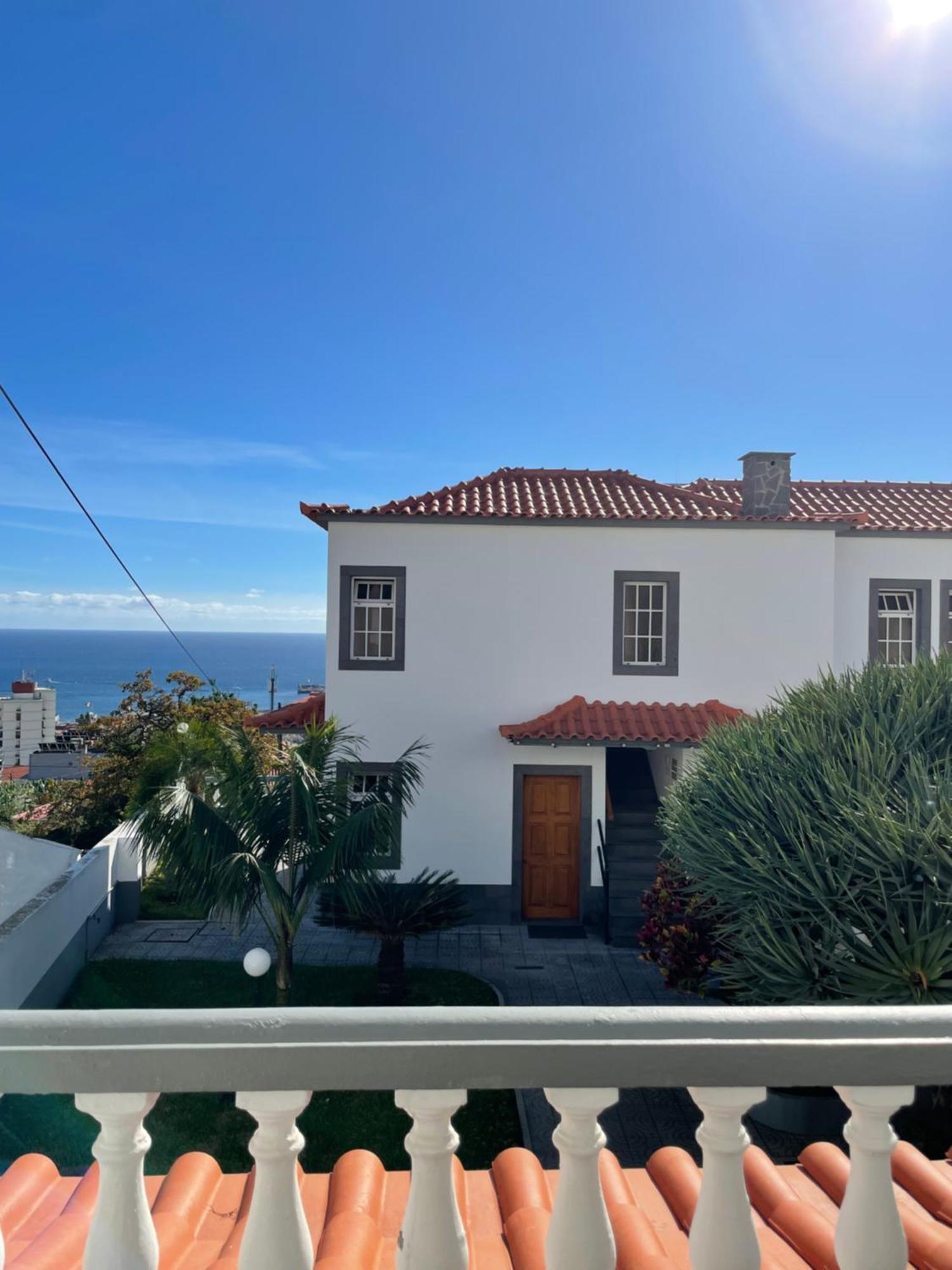 Valhalla Panorama - The Old Residencial Pina Funchal  Quarto foto