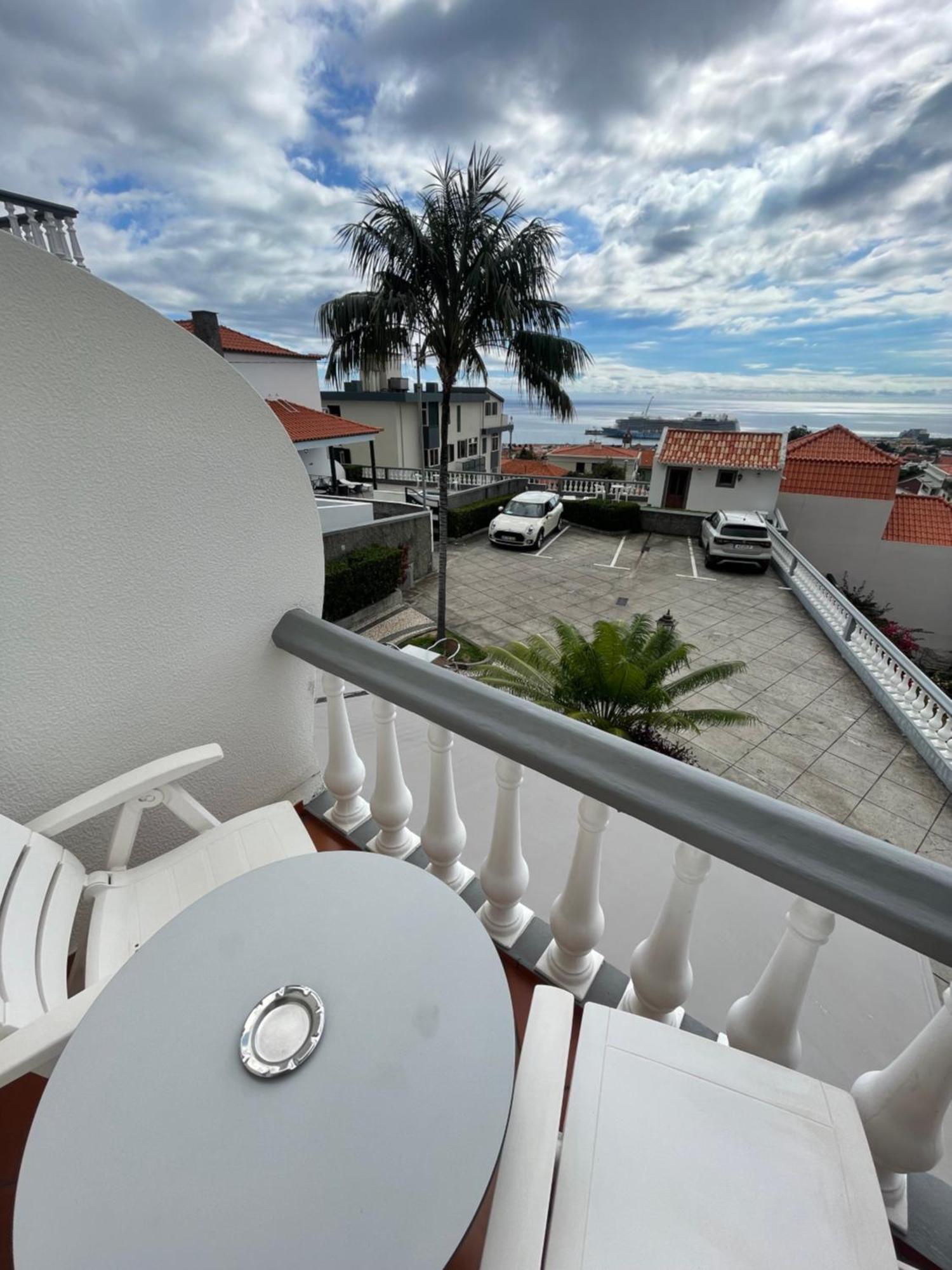 Valhalla Panorama - The Old Residencial Pina Funchal  Quarto foto