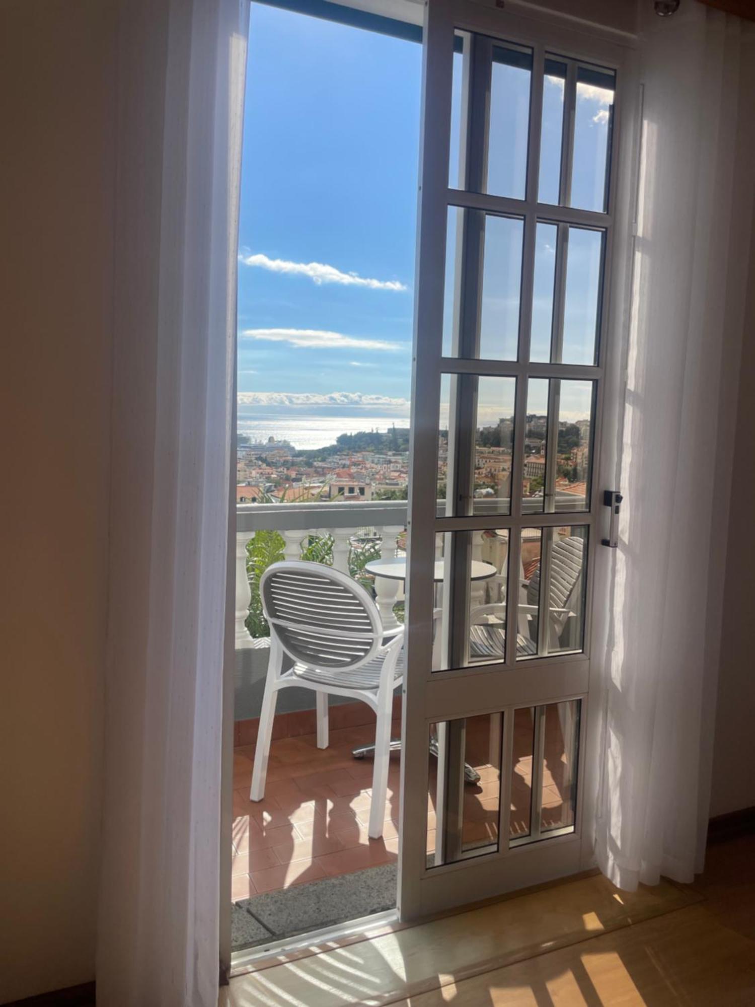Valhalla Panorama - The Old Residencial Pina Funchal  Quarto foto