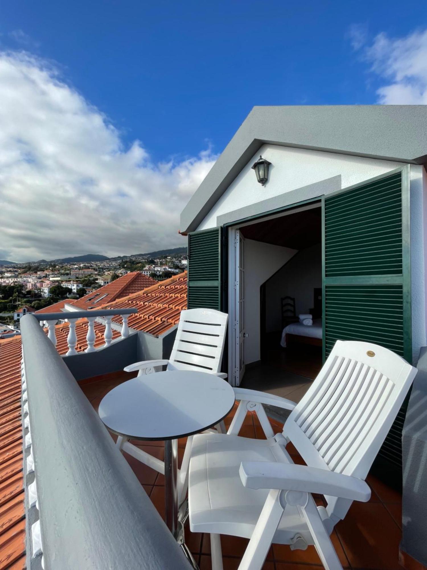 Valhalla Panorama - The Old Residencial Pina Funchal  Quarto foto