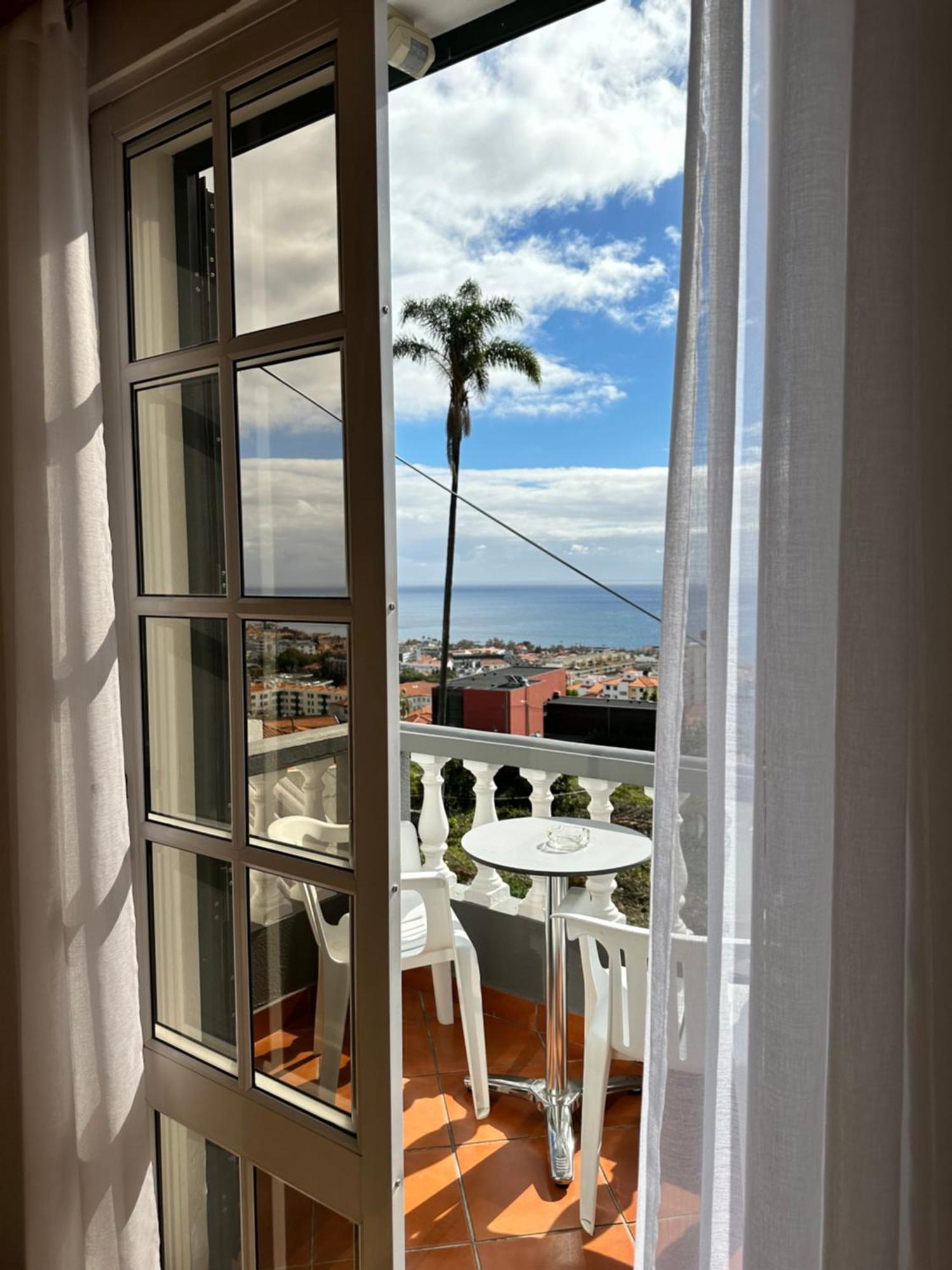 Valhalla Panorama - The Old Residencial Pina Funchal  Quarto foto